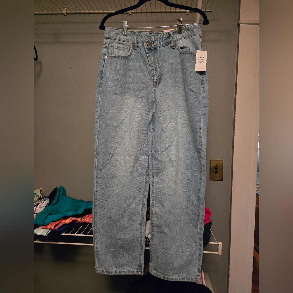 And Now This womens jeans size 29 NWT